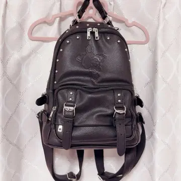 DimMoire Skull 각인 스터드 백팩