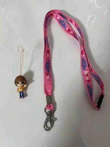 러브앤베리 넥스트랩 러브 키링