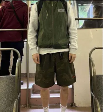 Student apathy 나일론 베스트 그린
