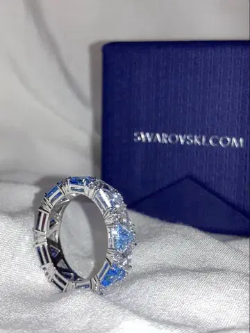 SWAROVSKI 반지
