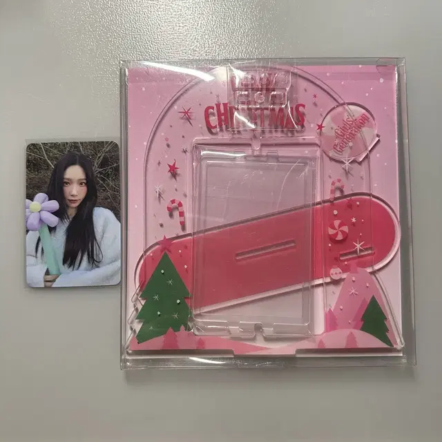 [미개봉] 소녀시대 태연 핑크크리스마스 회전아크릴스탠드+양면포카