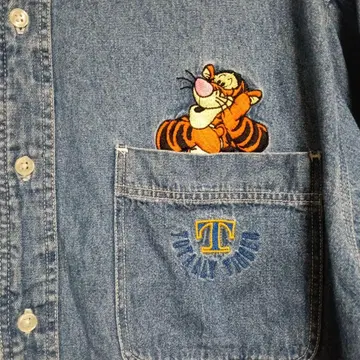 Tigger 자수 데님 셔츠 긴팔