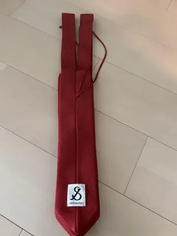 JOSEPH AND STACEY 레드 플리츠 숄더백