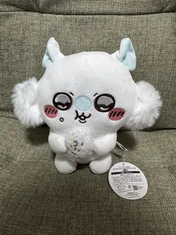 치이카와 모몽가 냠냠 봉제 인형