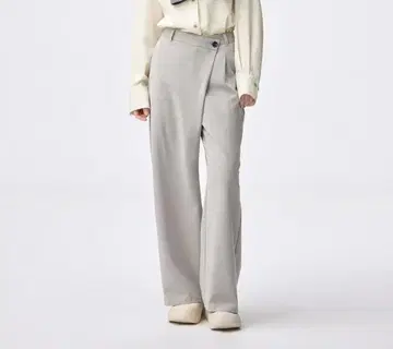랩 슬랙스 베이지 l gu 지유