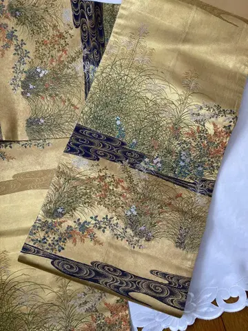 육통 무늬 후쿠로 오비 꽃과 흐름 패턴 금실 순수 실크
