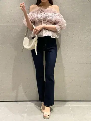 snidel 스키니 데님 팬츠 SWFP241223