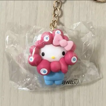 새상품 미야쿠미야쿠 키티 키링 입체 산리오