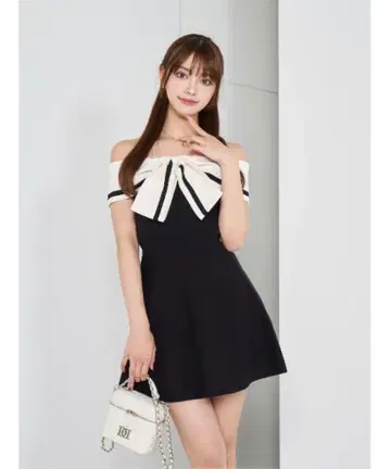 Darich 빅 리본 오프숄더 니트 미니 원피스