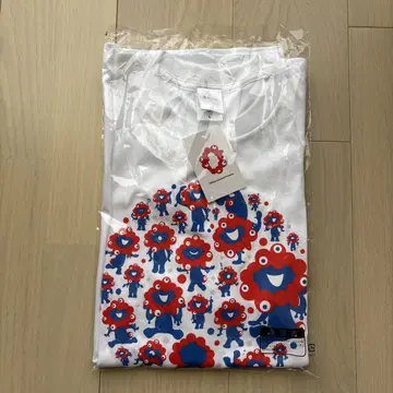 미야쿠미야쿠 T셔츠 L사이즈