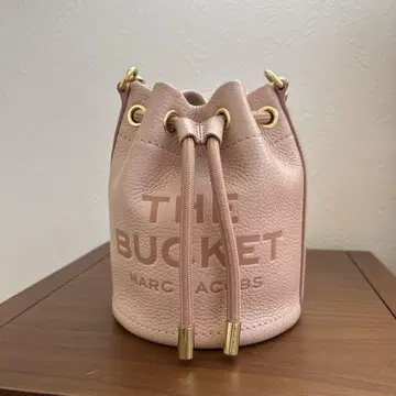 MARC JACOBS 더 버킷 백
