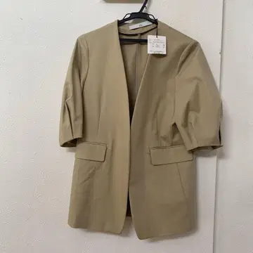 티아라 자켓