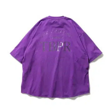 TIGHTBOOTH STRAIGHTUP T-SHIRT