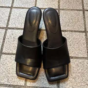 AZULBYMOUSSY 샌들