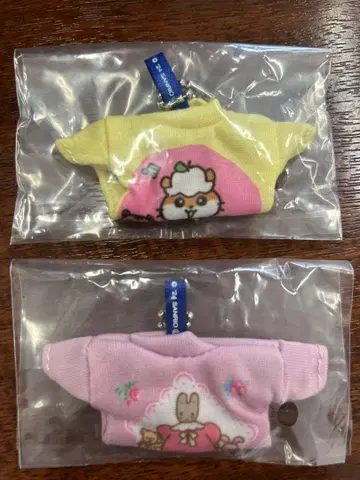 [ 새상품 ] 산리오 캐릭터즈 미니T셔츠 키링