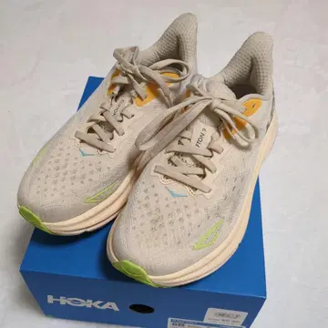 새상품급 HOKA 호카오네오네 클리프톤9 23cm