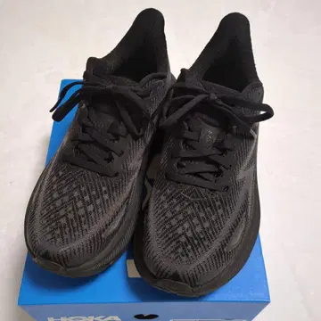 [ 새상품급 ] HOKA ONE ONE 클리프톤 9 호카 23cm