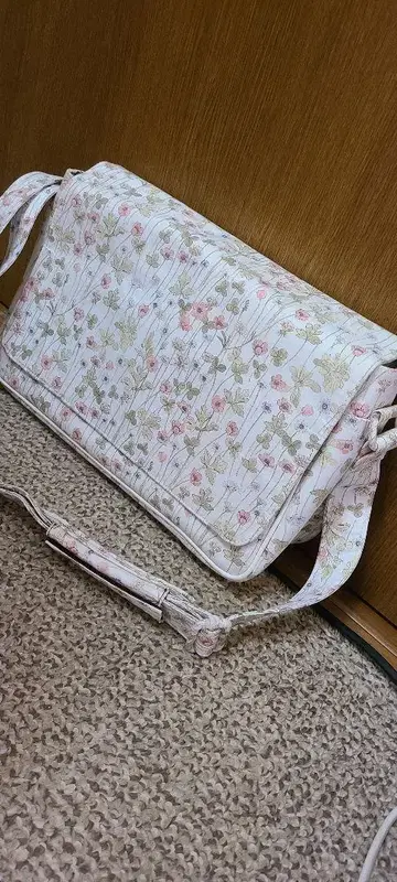 카메라 백 숄더 백 꽃무늬