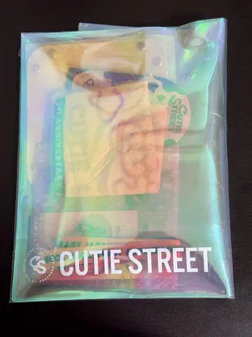 [ 미개봉 새상품 ] CUTIE STREET VIP 혜택 큐스토