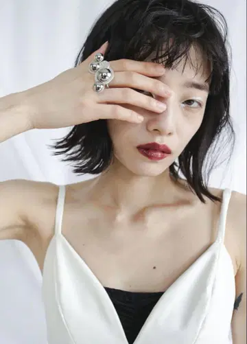 Reverie 레베리 반지 NUA 액세서리