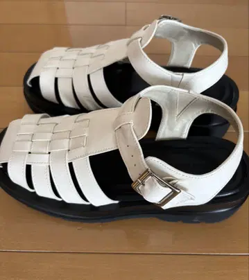샌들 화이트 24.5
