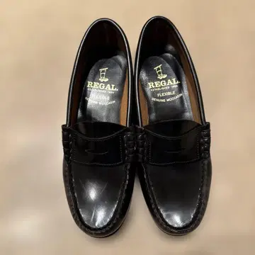 미사용 새상품급 리걸 로퍼 22.5cm 스쿨 통학 블랙 가죽 신발