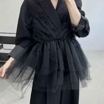 chuclla 티어드 튤 캐미뷔스티에