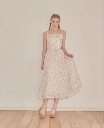 Floral vintage like dress