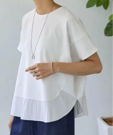 BEARDSLEY 반팔 라운드 헴 T