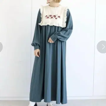 쿠라하시 레이 꽃 자수 절개 원피스
