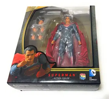 [ 미개봉품! ] MAFEX 슈퍼맨 저스티스의 탄생