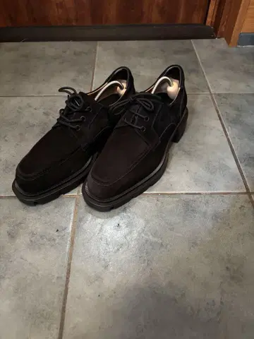 Christian Louboutin 스웨이드 가죽 신발