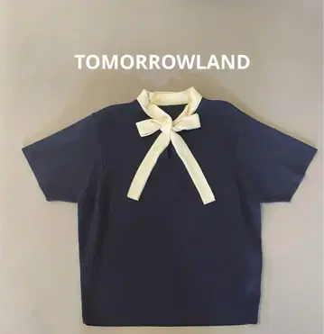 새상품급 tomorrow land 반팔 보타이 S