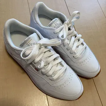 새상품 리복 스니커즈