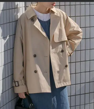어반 리서치 서니 라벨 숏 트렌치코트 베이지 아우터 새상품급