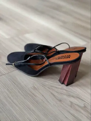 블랙 스웨이드 스트랩 뮬 38 이탈리아제 천연 가죽