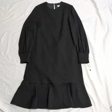 미사용 SHIPS any 워셔블 페플럼 헴 미니 원피스 블랙