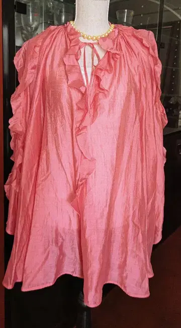 긴급 가격 인하! H&M 화이트 로터스 컬렉션 미사용 튜닉 S