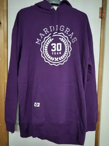 미사용 새상품 MARDIGRAS 30 YEAR 키요하루 후드티