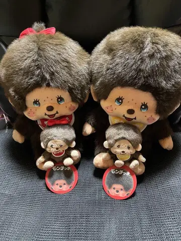 레트로 몽치치 봉제 인형 마스코트 4개 세트입니다.