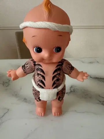 문신 큐피 30cm 소프트 비닐 레트로 문신 큐피 호랑이 인형