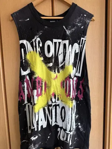ONE OK ROCK 2017 Ambitions 탱크탑 M