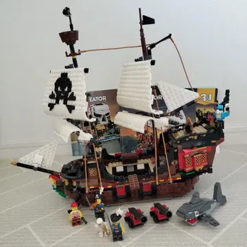 LEGO 해적선 3-in-1 세트 31109