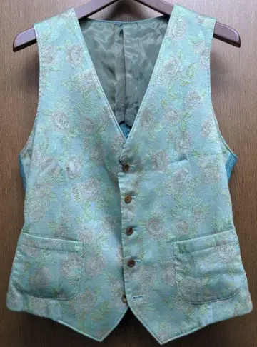 아티산 ARTISAN 베스트 M 사이즈 미사용 새상품 택 포함