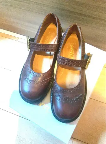 제인 마플 리프 버클 멜리 제인 M 사이즈