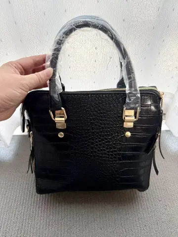크로커다일풍 블랙 숄더백