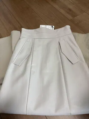 코코딜 롱 스커트