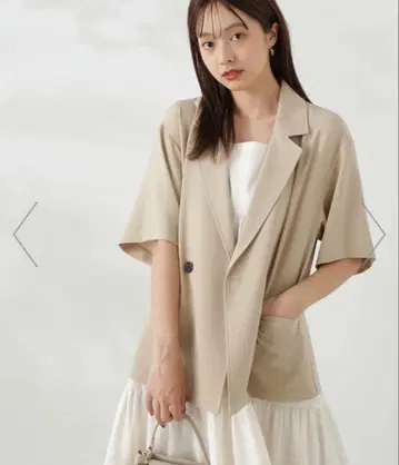 PROPORTION BODY DRESSING 하프 슬리브 자켓