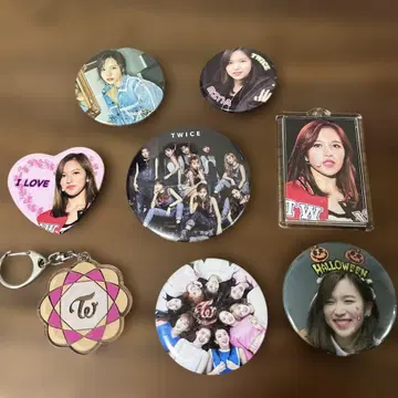 TWICE 와 TWICE 미나 캔뱃지, 거울, 키링 8개 세트