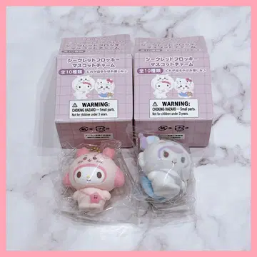 치이카와 x 산리오 캐릭터 시크릿 플로키 마스코트 참 2개